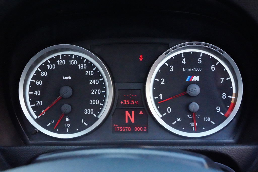 45693221-14.jpg