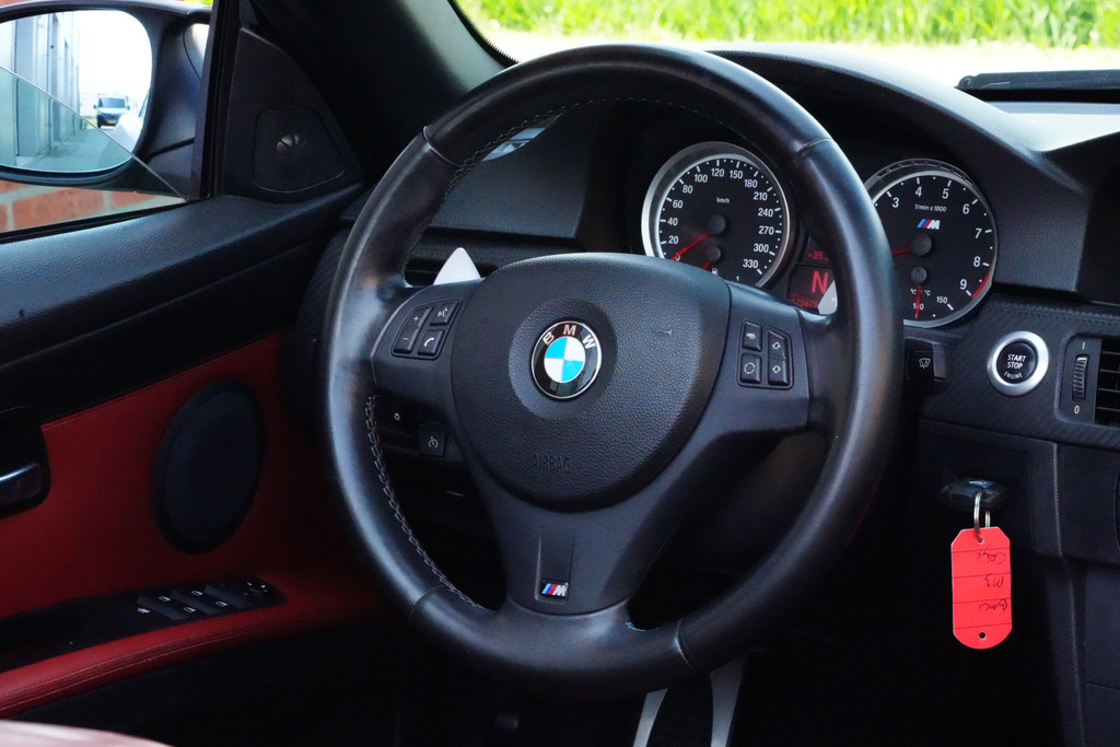 45693221-7.jpg