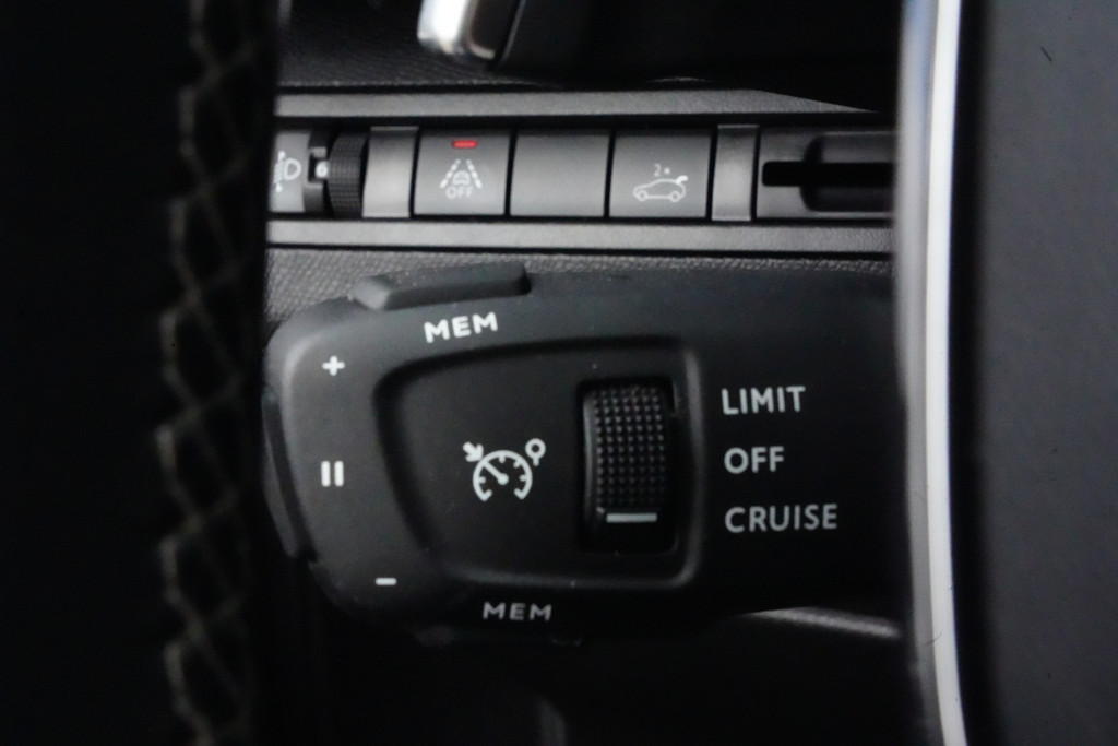 48654565-14.jpg