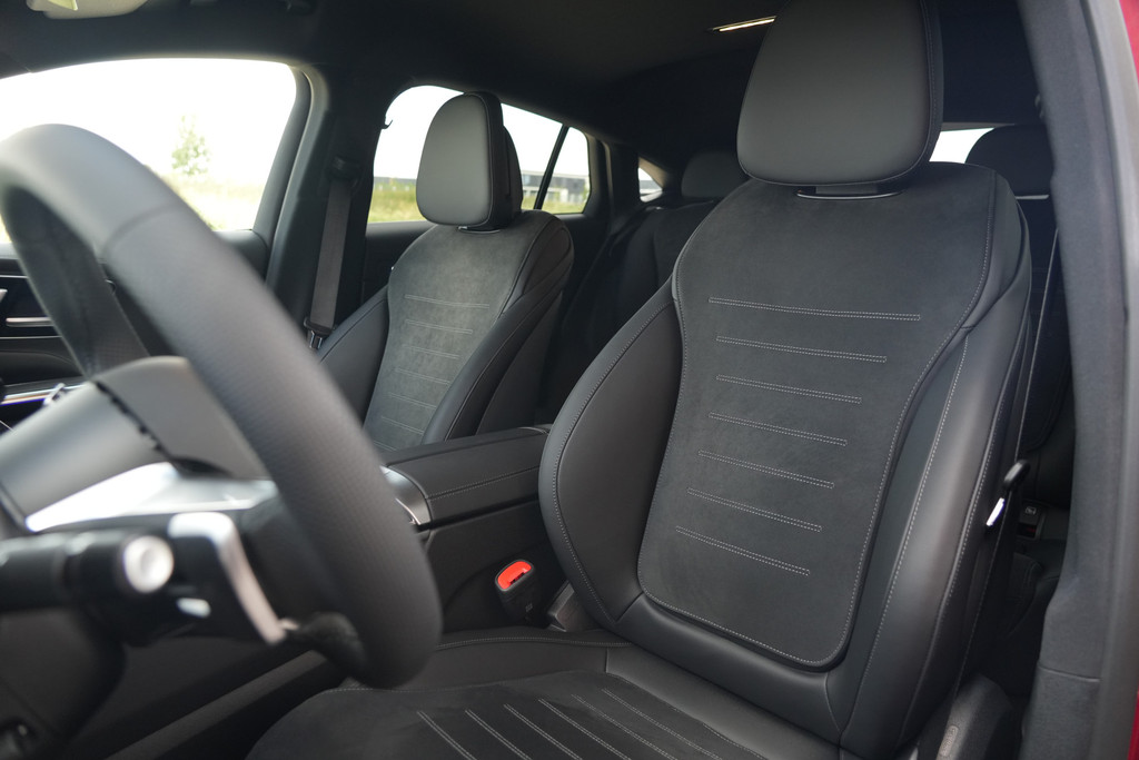 55729575-3.jpg