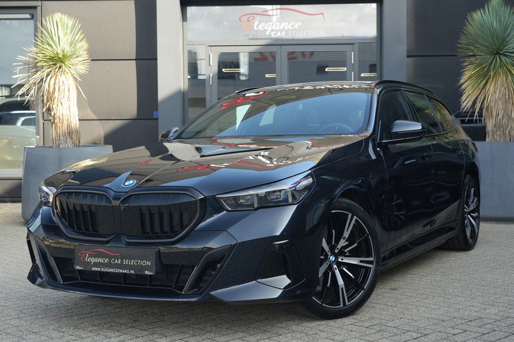 56135276