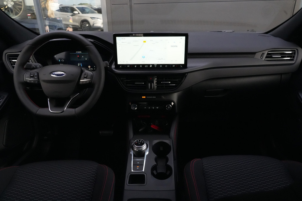 56578688-2.jpg