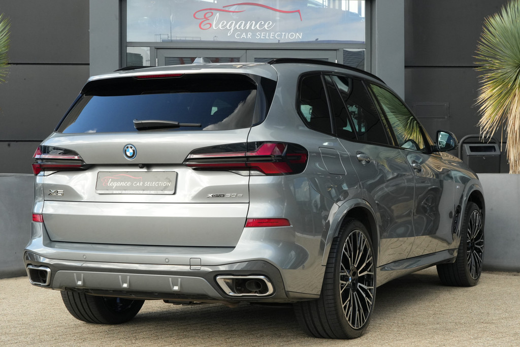 56737382-1.jpg